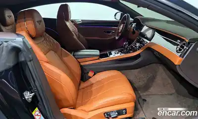 Bentley Continental 2021 4.0 гидро в Москве № 256621, миниатюра 11
