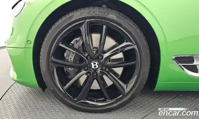 Bentley Continental 2022 4.0 гидро в Москве № 256646, миниатюра 5