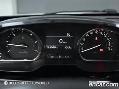 Peugeot 2008 2015 1.6 гидро в Москве № 284595, миниатюра 6
