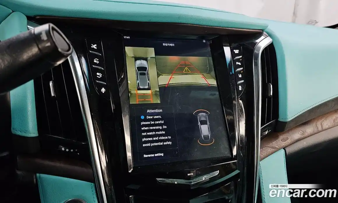 Cadillac Escalade 2015 6.2 гидро в Москве № 285575, фото 15
