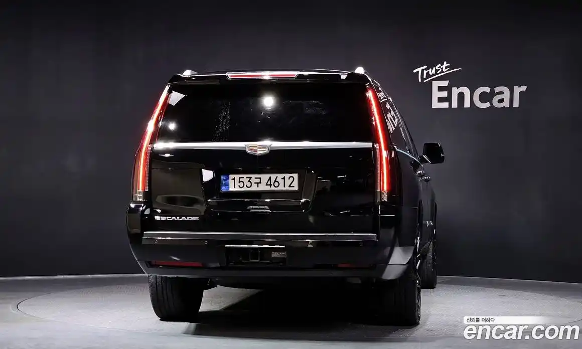 Cadillac Escalade 2015 6.2 гидро в Москве № 285575, фото 4