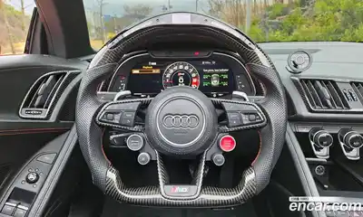 Audi R8 2017 5.2 гидро в Москве № 414903, миниатюра 7