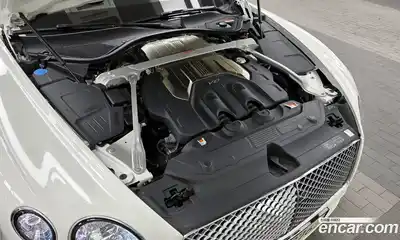 Bentley Continental 2022 4.0 гидро в Москве № 816230, миниатюра 6