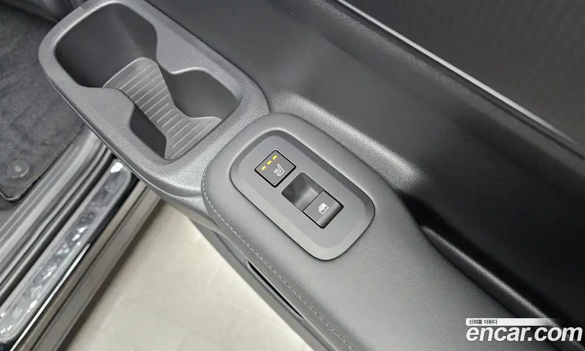 Hyundai Santa Fe 2025 1.6 Автомат в Москве № 1171212, фото 18