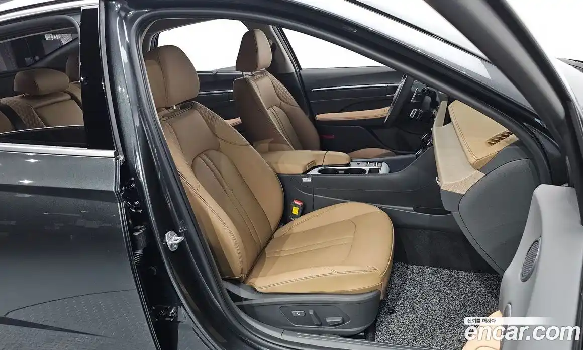 Hyundai Sonata 2025 1.6 гидро в Москве № 1171215, фото 10