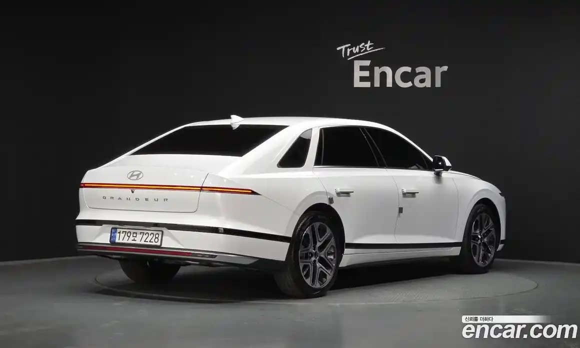 Hyundai Grandeur 2024 2.5 гидро в Москве № 1171238, фото 2