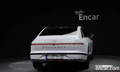 Hyundai Grandeur 2025 1.6 Автомат в Москве № 1171244, миниатюра 4