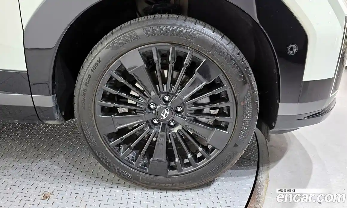 Hyundai Santa Fe 2025 1.6 Автомат в Москве № 1171271, фото 5