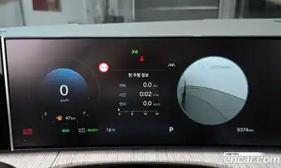 Hyundai Santa Fe 2025 1.6 Автомат в Москве № 1171271, миниатюра 8