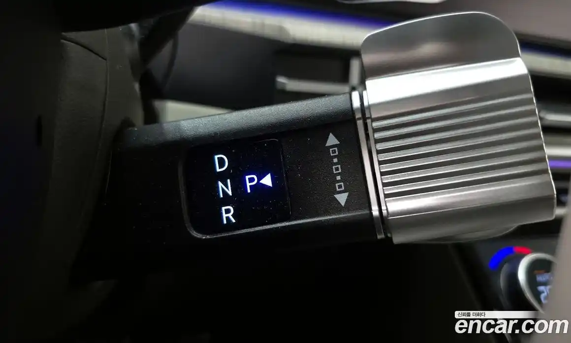 Hyundai Santa Fe 2025 1.6 Автомат в Москве № 1171271, фото 9