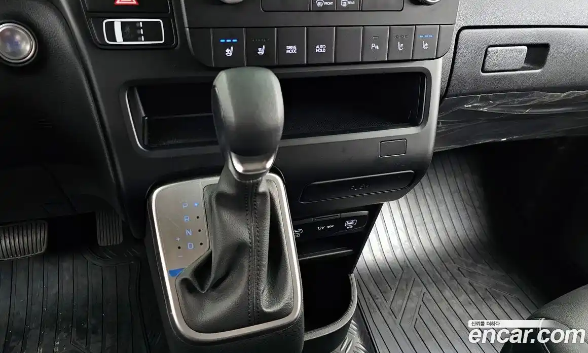 Hyundai Staria 2025 2.2 гидро в Москве № 1171306, фото 9