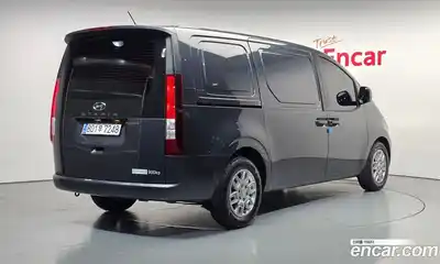 Hyundai Staria 2024 3.5 Автомат в Москве № 1171308, миниатюра 2