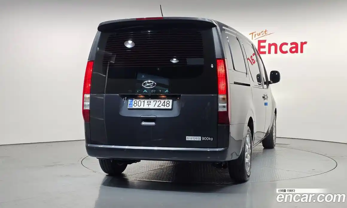 Hyundai Staria 2024 3.5 Автомат в Москве № 1171308, фото 4