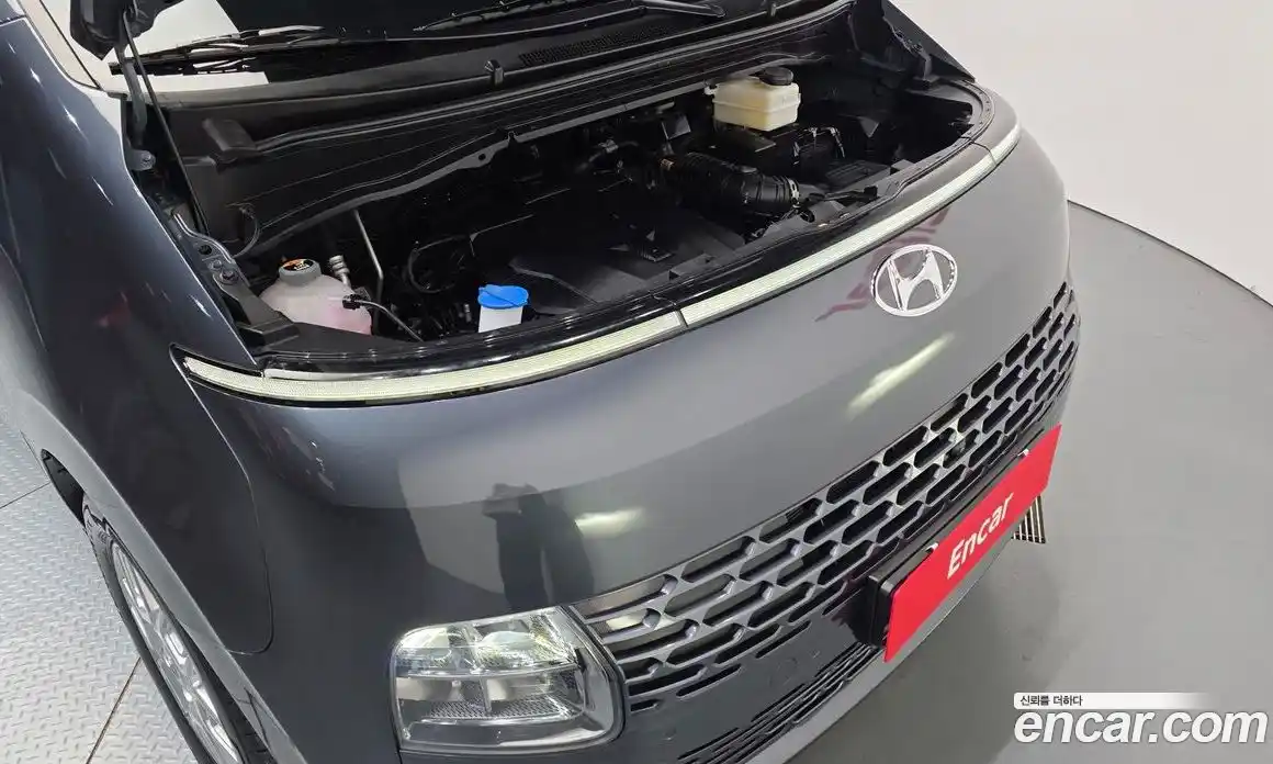 Hyundai Staria 2024 3.5 Автомат в Москве № 1171308, фото 6