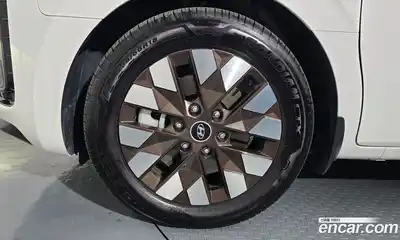 Hyundai Staria 2023 2.2 гидро в Москве № 1171343, миниатюра 4