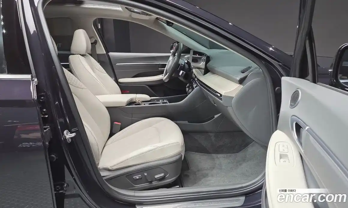 Hyundai Sonata 2025 1.6 гидро в Москве № 1171435, фото 10