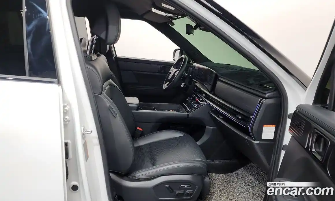 Hyundai Santa Fe 2023 1.6 Автомат в Москве № 1171447, фото 11