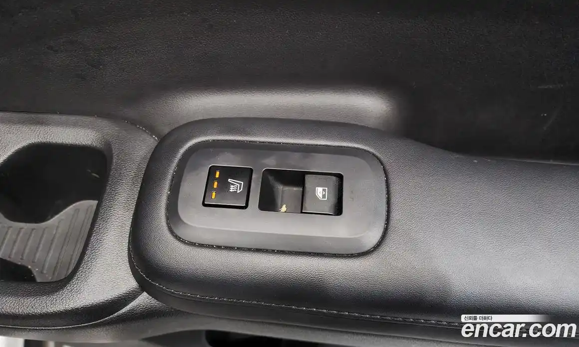 Hyundai Santa Fe 2023 1.6 Автомат в Москве № 1171447, фото 18