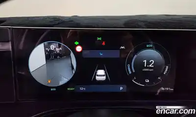 Hyundai Santa Fe 2023 1.6 Автомат в Москве № 1171447, миниатюра 8