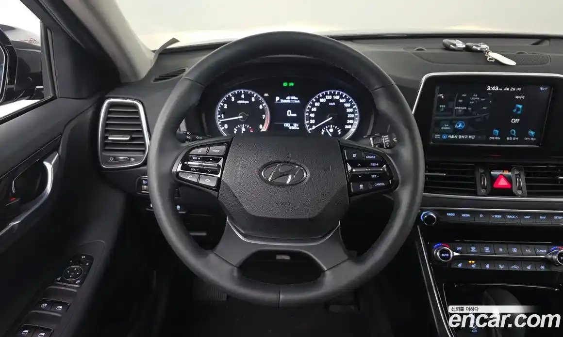 Hyundai Grandeur 2018 2.4 Автомат в Москве № 1171457, фото 14