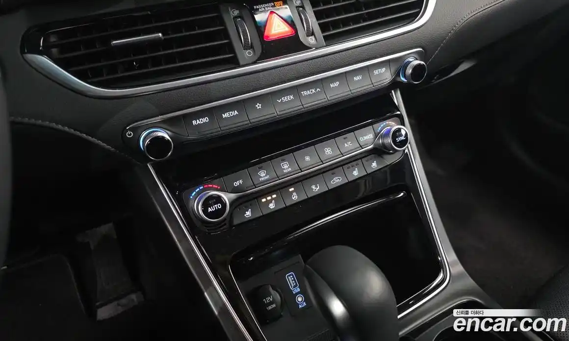 Hyundai Grandeur 2018 2.4 Автомат в Москве № 1171457, фото 17