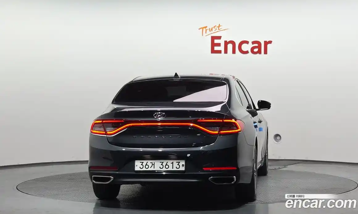 Hyundai Grandeur 2018 2.4 Автомат в Москве № 1171457, фото 4