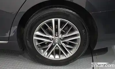 Hyundai Grandeur 2018 2.4 Автомат в Москве № 1171457, миниатюра 5