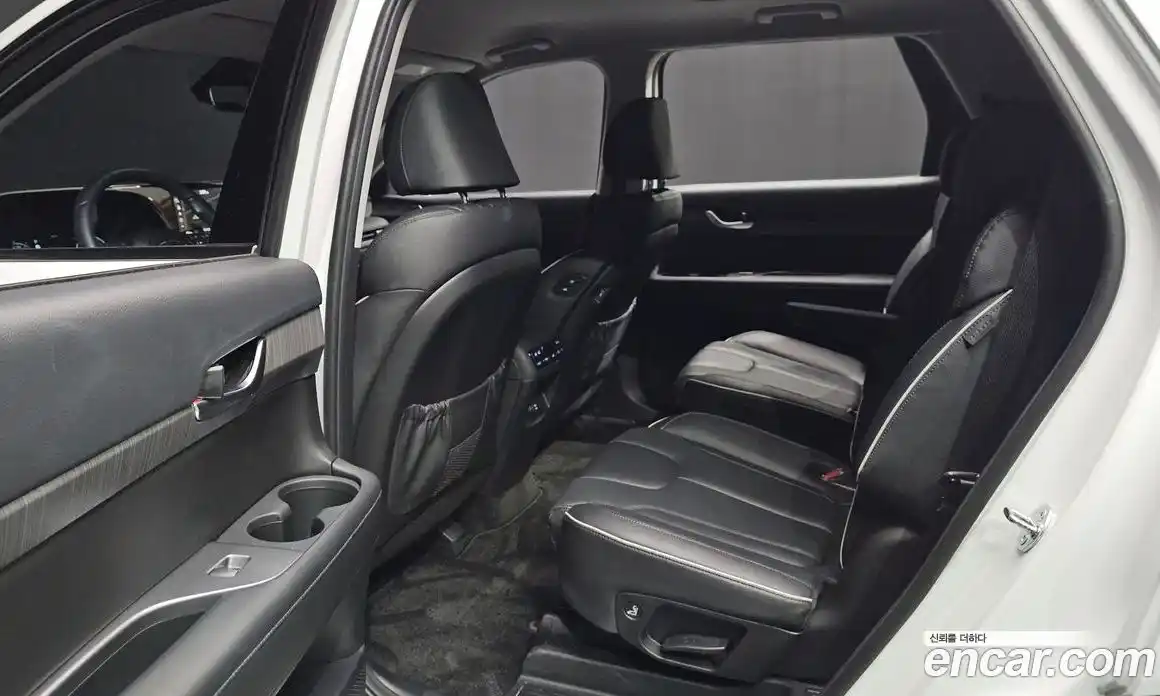 Hyundai Palisade 2024 2.2 Автомат в Москве № 1171492, фото 13