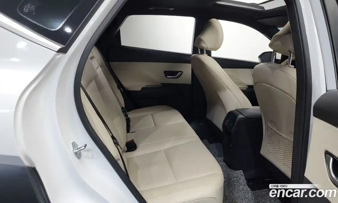 Hyundai Kona 2023 1.6 Автомат в Москве № 1171500, фото 11