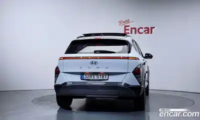 Hyundai Kona 2023 1.6 Автомат в Москве № 1171500, миниатюра 3