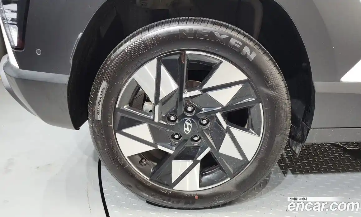 Hyundai Kona 2023 1.6 Автомат в Москве № 1171500, фото 4