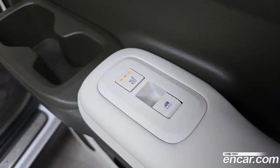 Hyundai Santa Fe 2025 1.6 Автомат в Москве № 1171534, фото 18