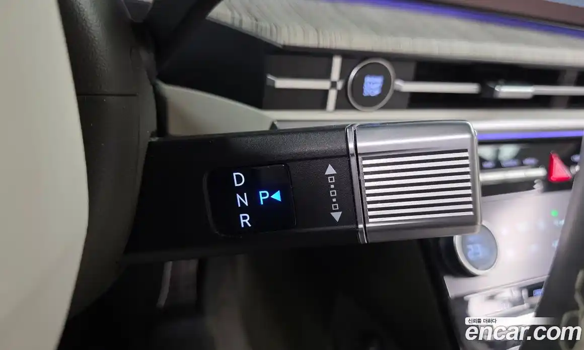 Hyundai Santa Fe 2025 1.6 Автомат в Москве № 1171534, фото 9