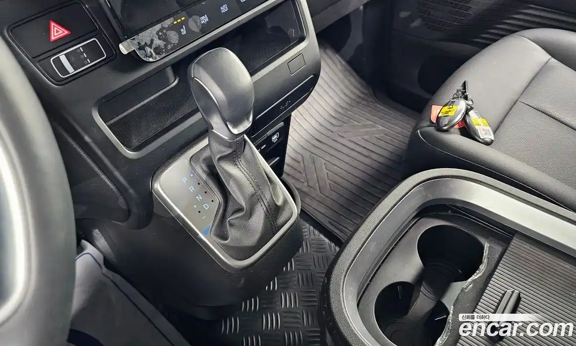 Hyundai Staria 2025 2.2 гидро в Москве № 1171752, фото 9