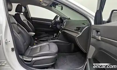 Hyundai Avante 2019 1.6 гидро в Москве № 1171774, миниатюра 11