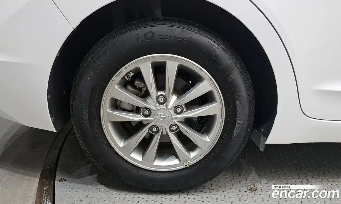 Hyundai Avante 2019 1.6 гидро в Москве № 1171774, фото 5