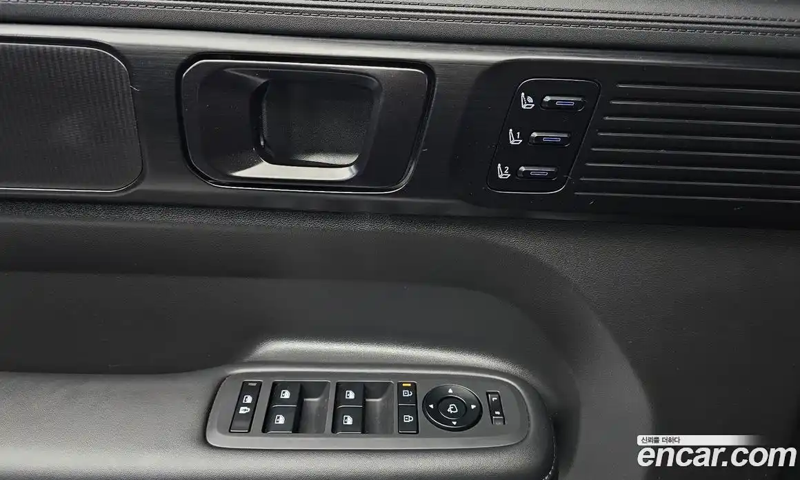 Hyundai Santa Fe 2024 1.6 Автомат в Москве № 1171780, фото 12