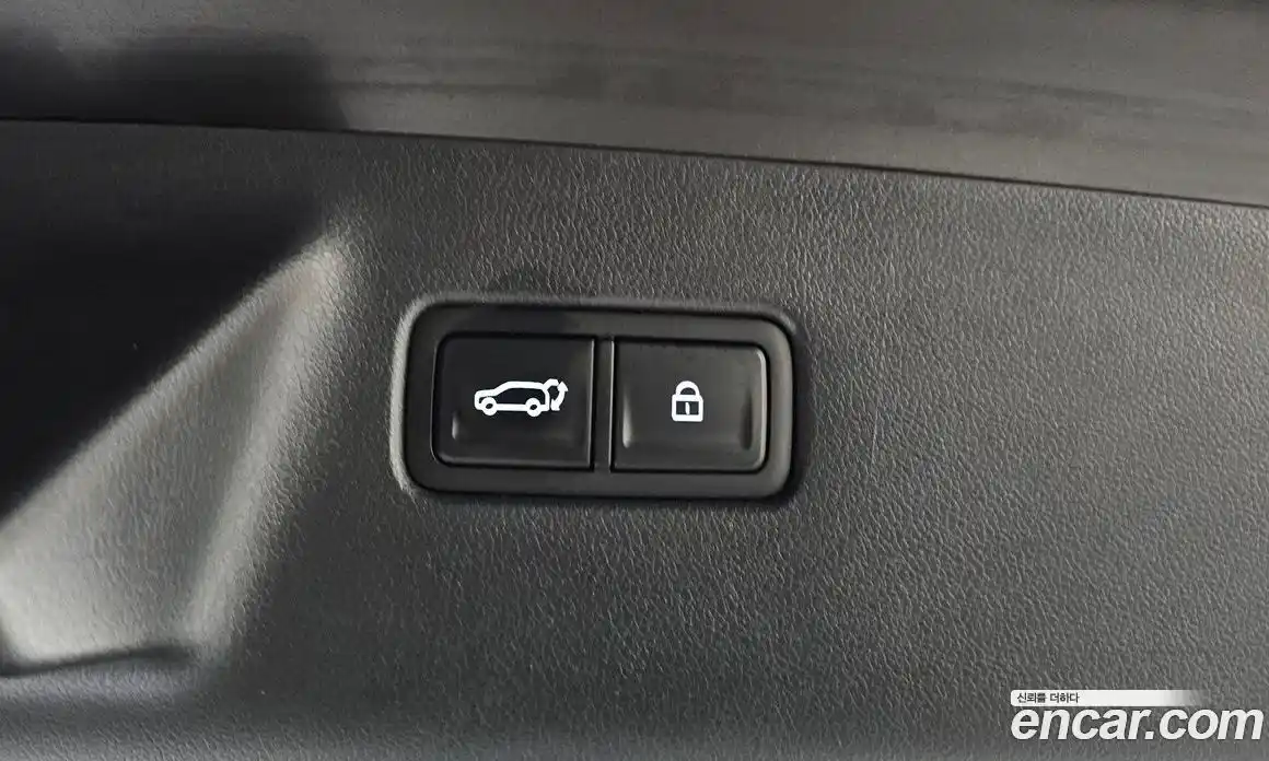 Hyundai Santa Fe 2024 1.6 Автомат в Москве № 1171780, фото 20