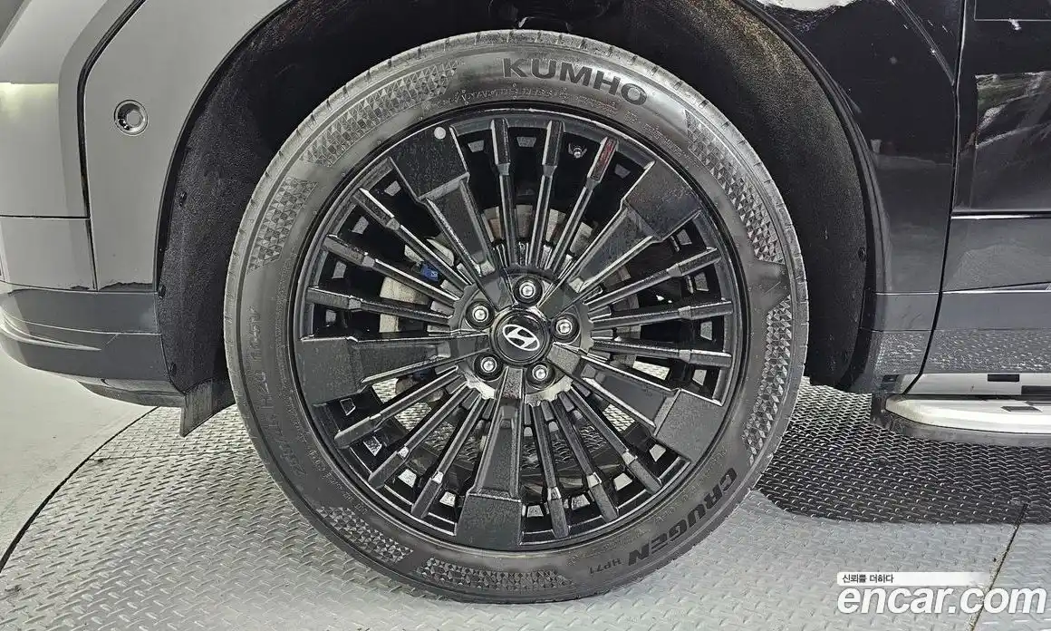 Hyundai Santa Fe 2024 1.6 Автомат в Москве № 1171780, фото 5