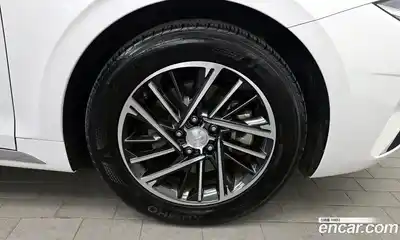 Hyundai Grandeur 2021 2.5 Автомат в Москве № 1171795, миниатюра 5