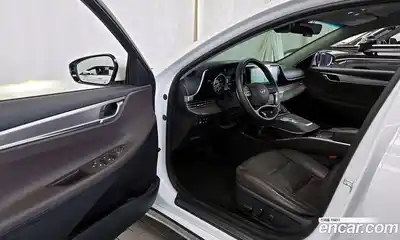 Hyundai Grandeur 2021 2.5 Автомат в Москве № 1171795, миниатюра 10