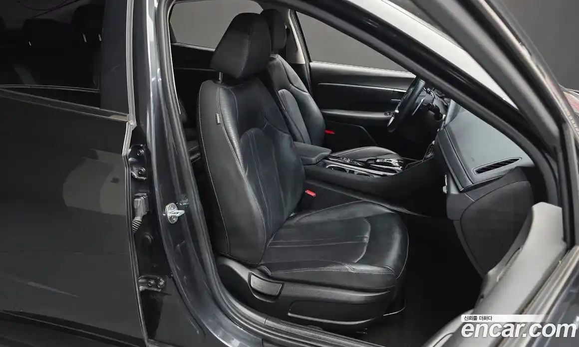 Hyundai Sonata 2019 2.0 Автомат в Москве № 1171902, фото 12