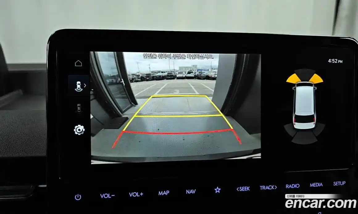 Hyundai Staria 2024 3.5 Автомат в Москве № 1171984, фото 12