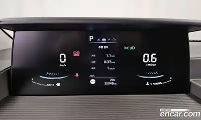 Hyundai Staria 2024 3.5 Автомат в Москве № 1171984, миниатюра 8