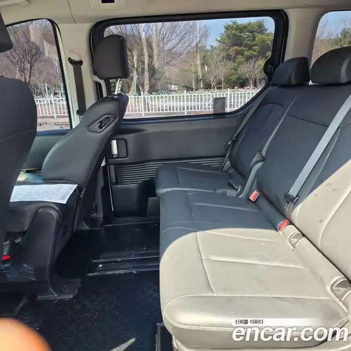 Hyundai Staria 2024 2.2 Автомат в Москве № 1171988, фото 8