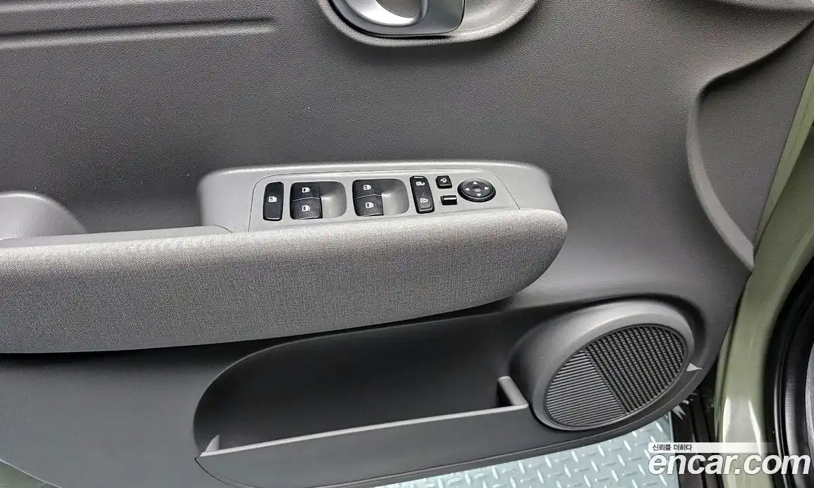 Hyundai Casper 2022 1.0 Автомат в Москве № 1172076, фото 16