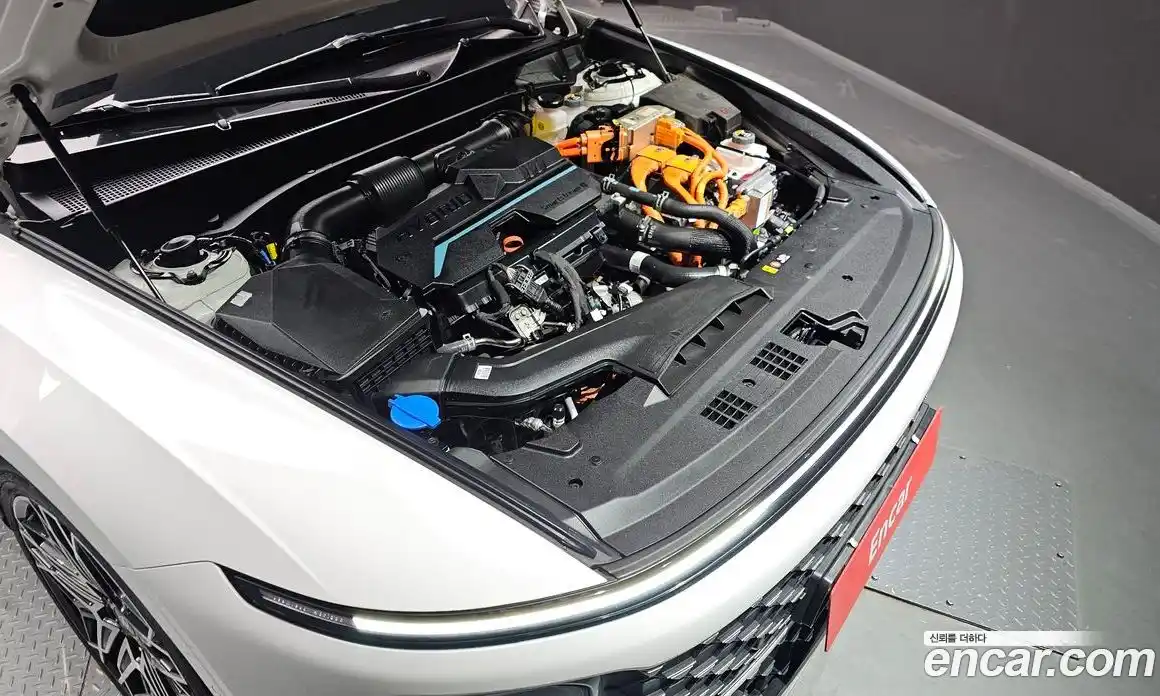 Hyundai Grandeur 2023 1.6 Автомат в Москве № 1172077, фото 6