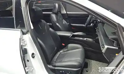 Hyundai Grandeur 2023 1.6 Автомат в Москве № 1172077, миниатюра 10