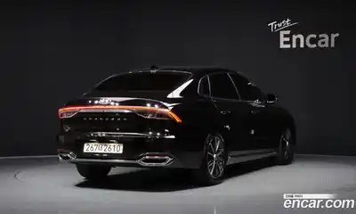 Hyundai Grandeur 2022 2.5 Автомат в Москве № 1172084, миниатюра 2