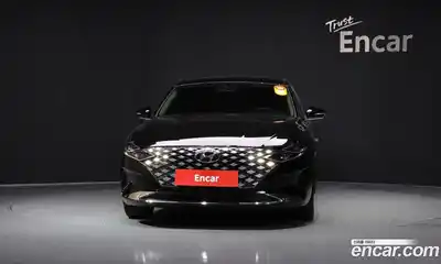 Hyundai Grandeur 2022 2.5 Автомат в Москве № 1172084, миниатюра 3
